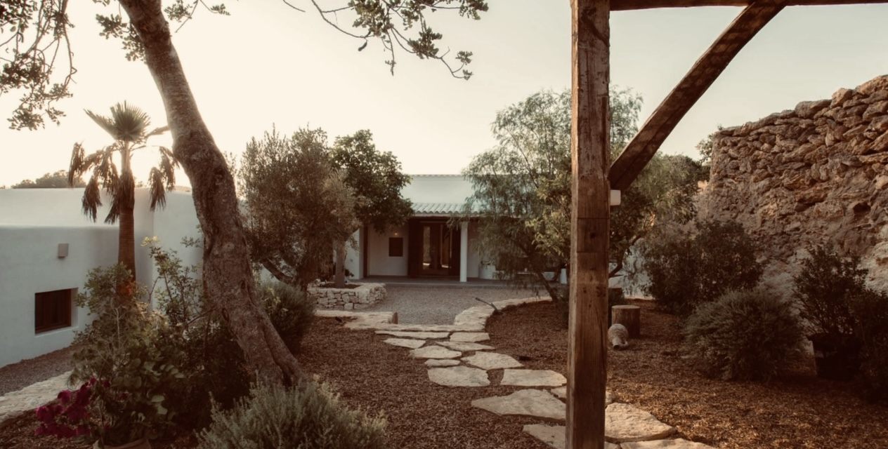 FINCA BENIRRAS
