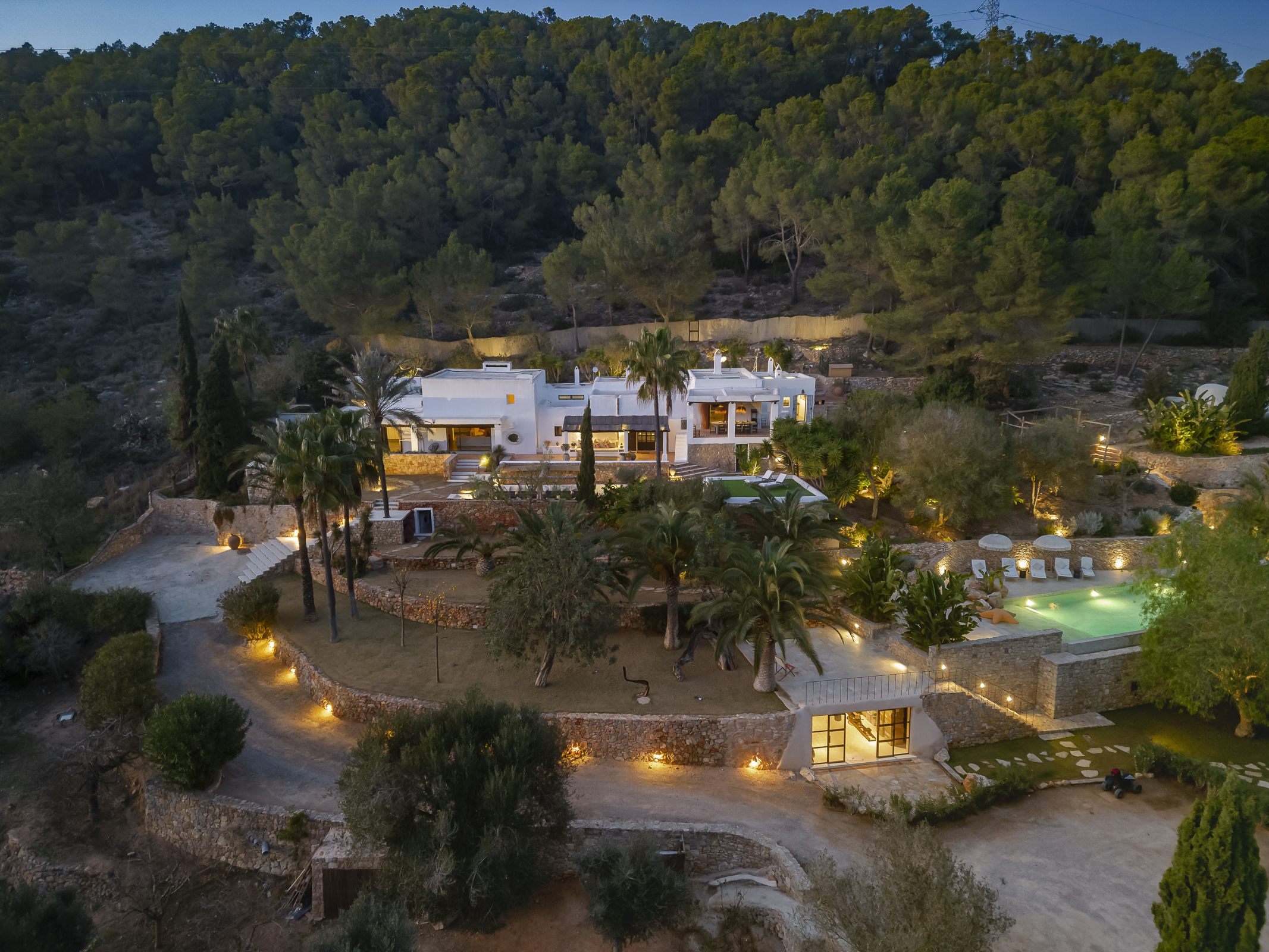 CAN NIKITA LUXURY