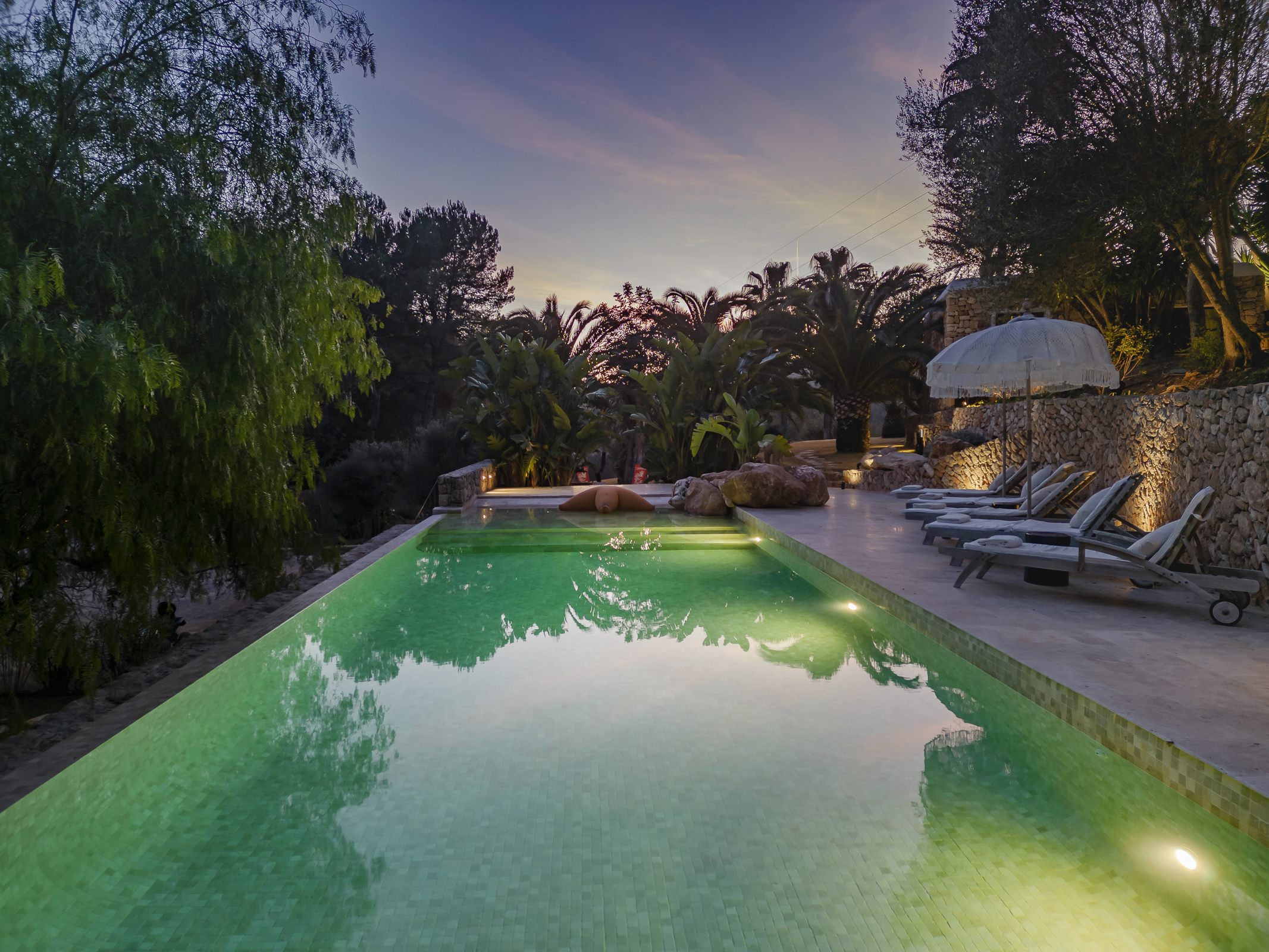 CAN NIKITA LUXURY