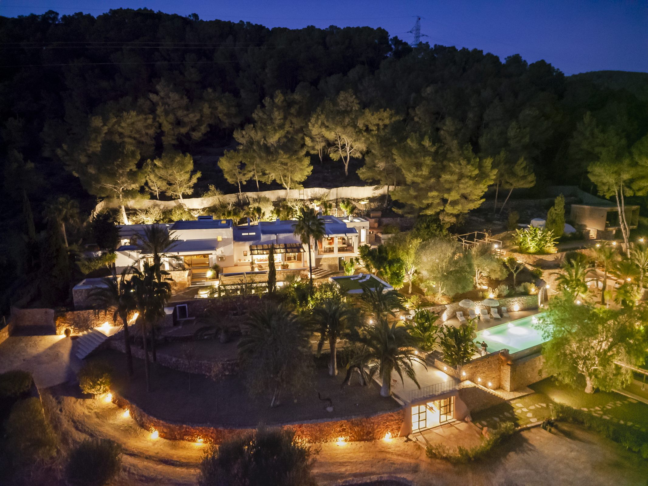 CAN NIKITA LUXURY