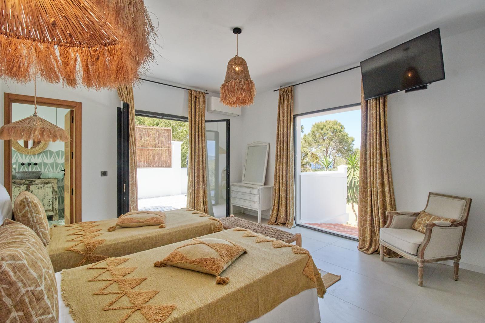VILLA BASSA