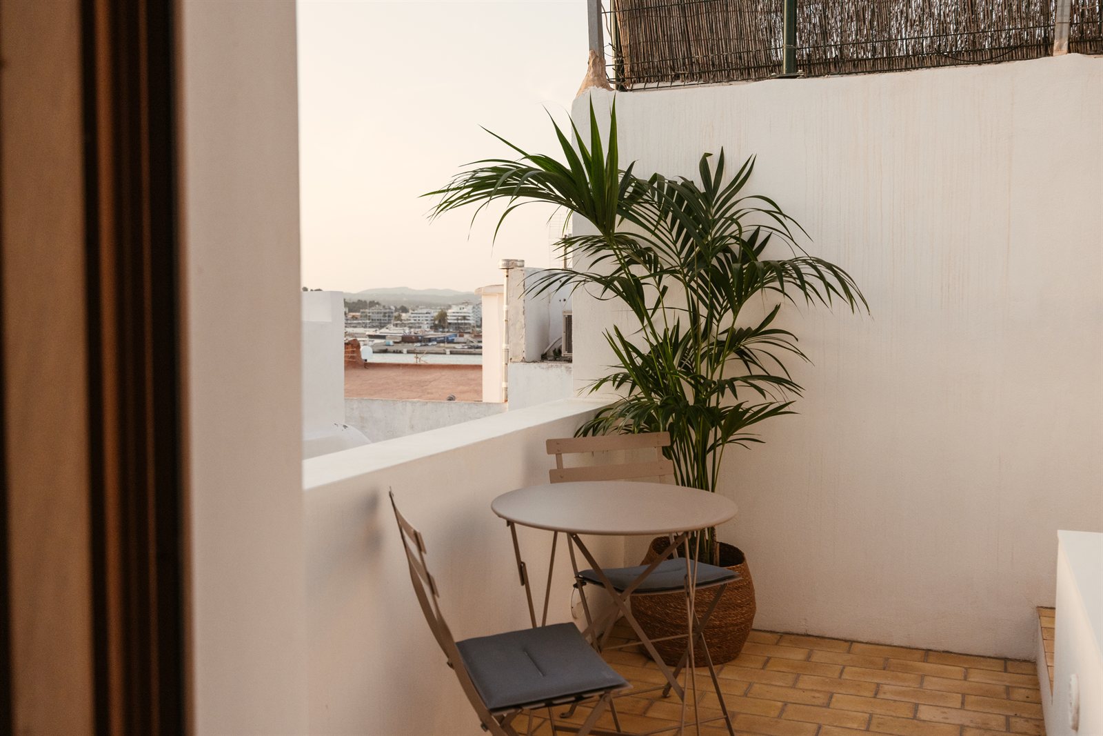 CASITA NELLA