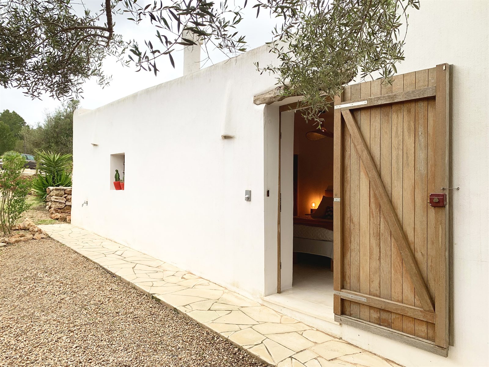 STUDIO MATEU