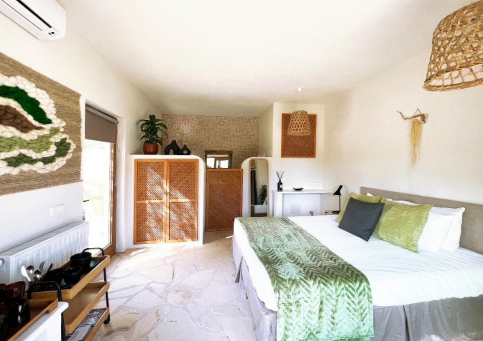 SUITE SAN MATEU