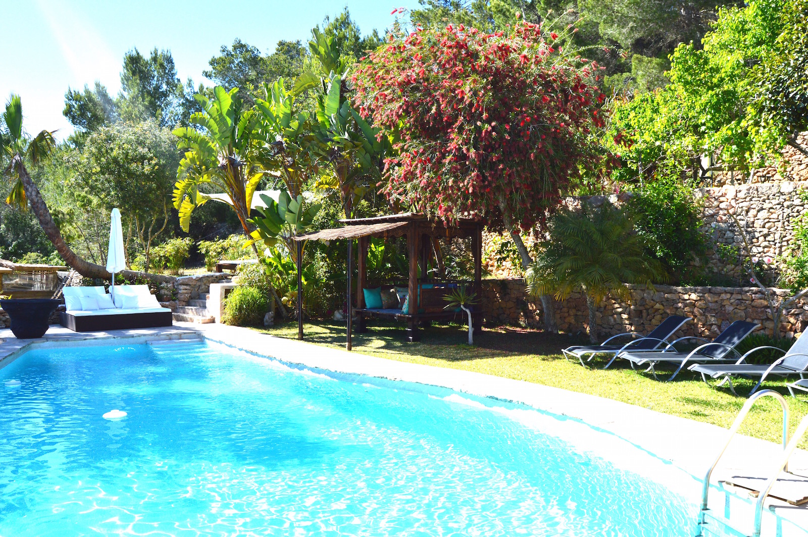 VILLA SUNDOOR