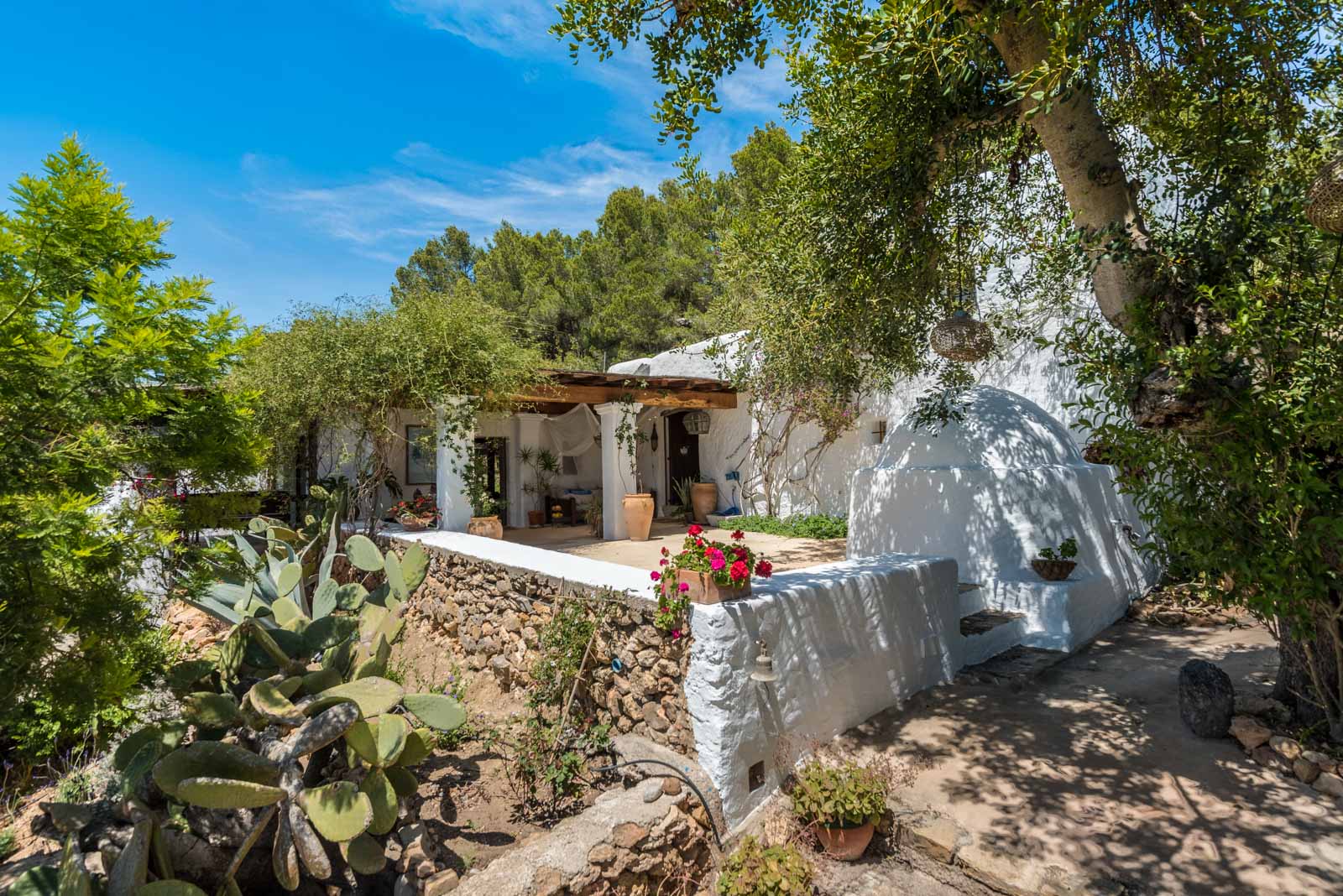 VILLA SUNDOOR