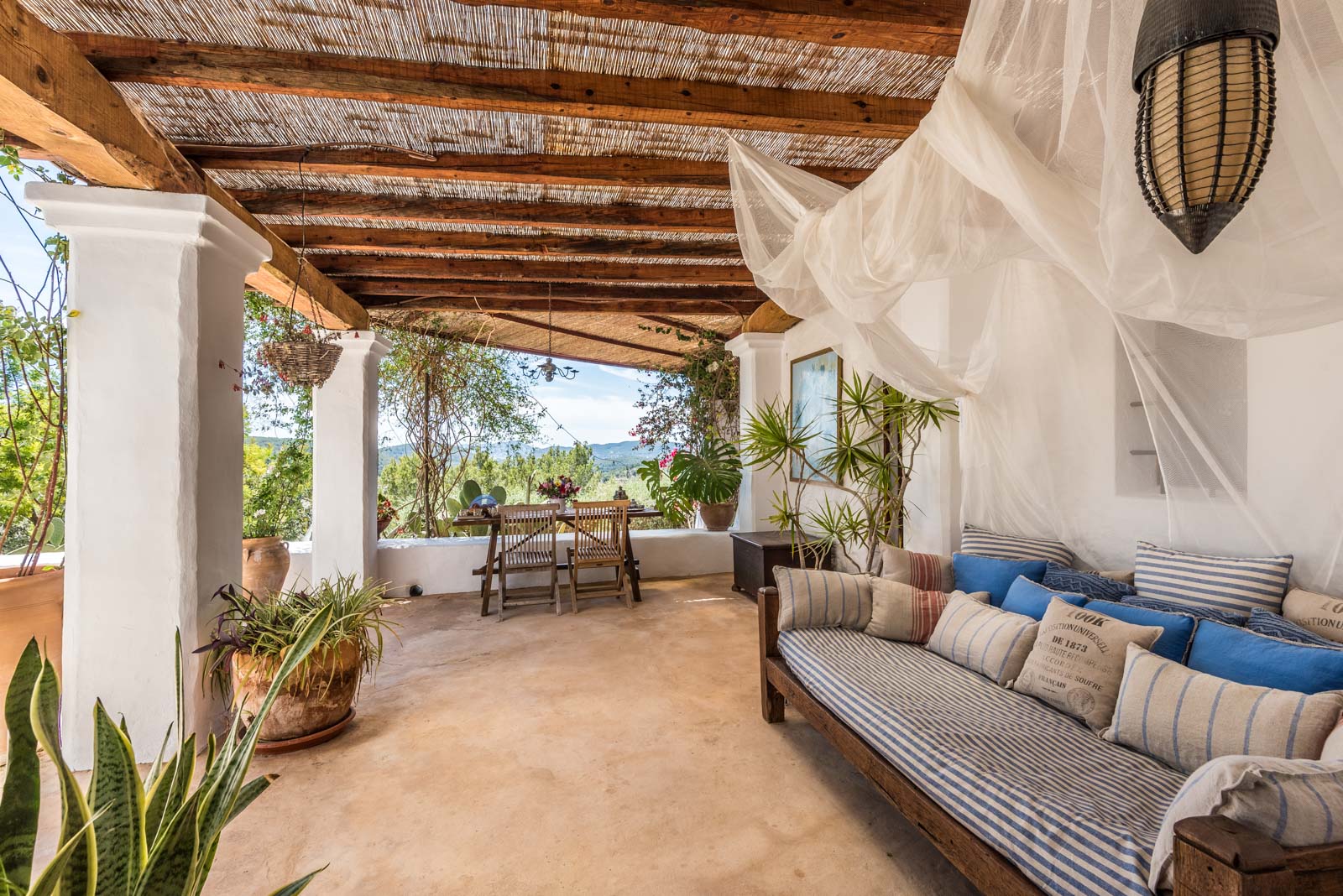 VILLA SUNDOOR