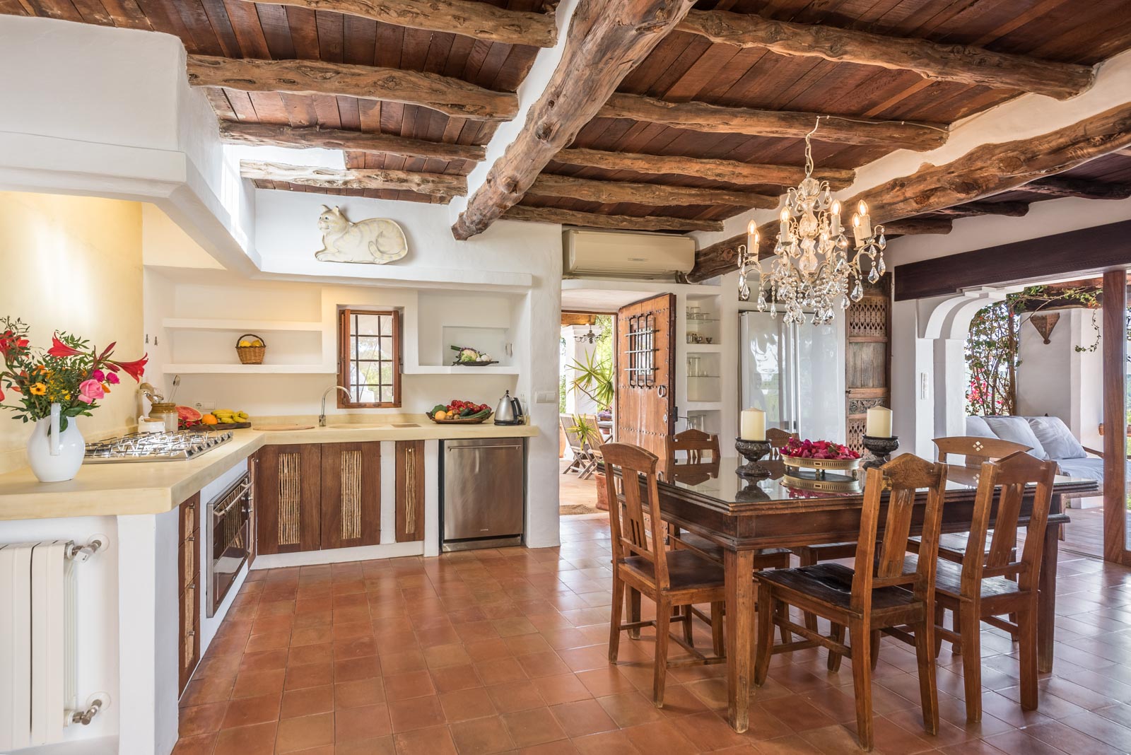 VILLA SUNDOOR